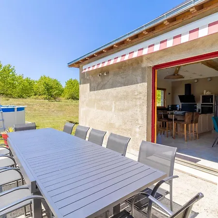 Familial Avec Piscine Privee, Proche D'angers Et Du Zoo De La Fleche - Fr-1-622-65 Vakantiehuis *