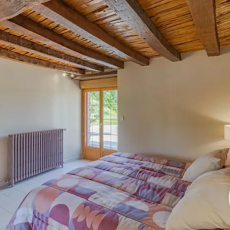 Familial Avec Piscine Privee, Proche D'angers Et Du Zoo De La Fleche - Fr-1-622-65